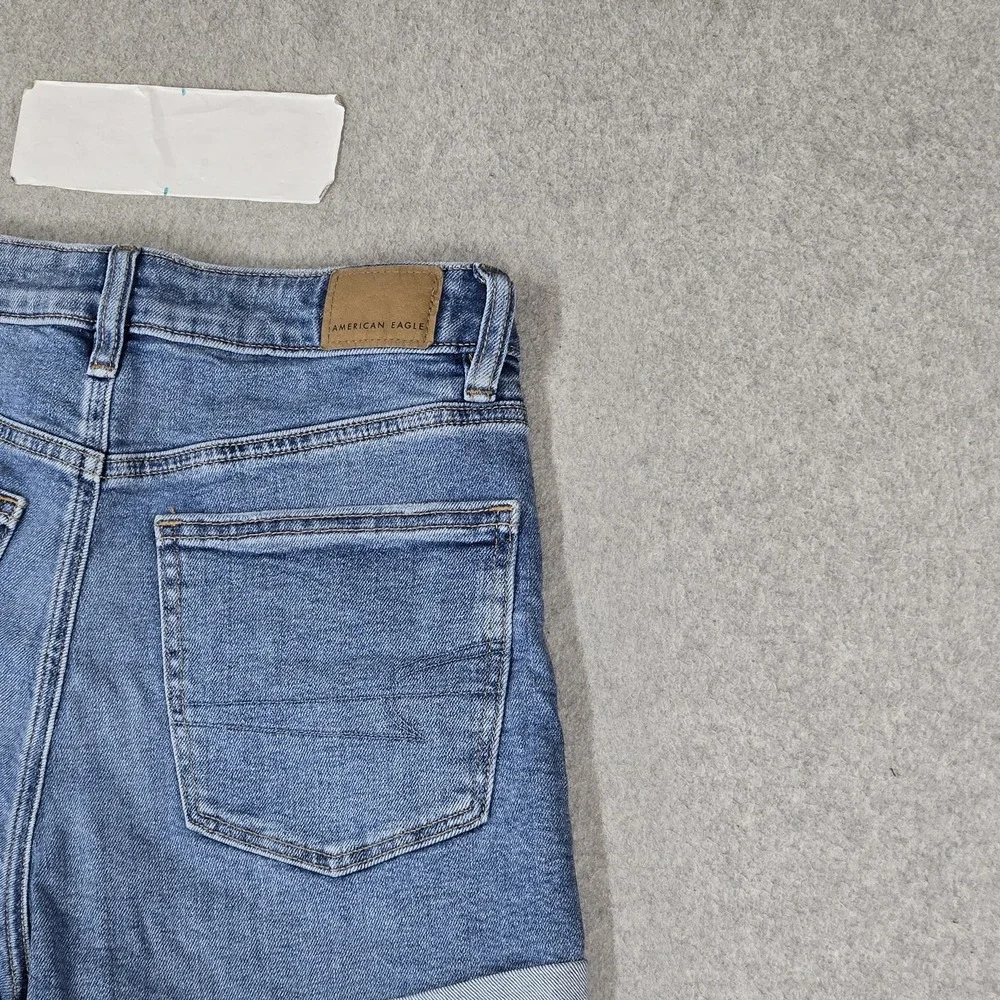 American Eagle Outfitters Women Shorts US 2 Blue Denim Jean Shorts Mom